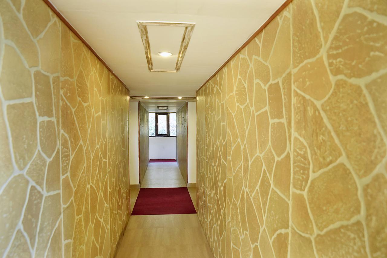 Oyo 8917 Hotel Crystal Palace Шимла Экстерьер фото
